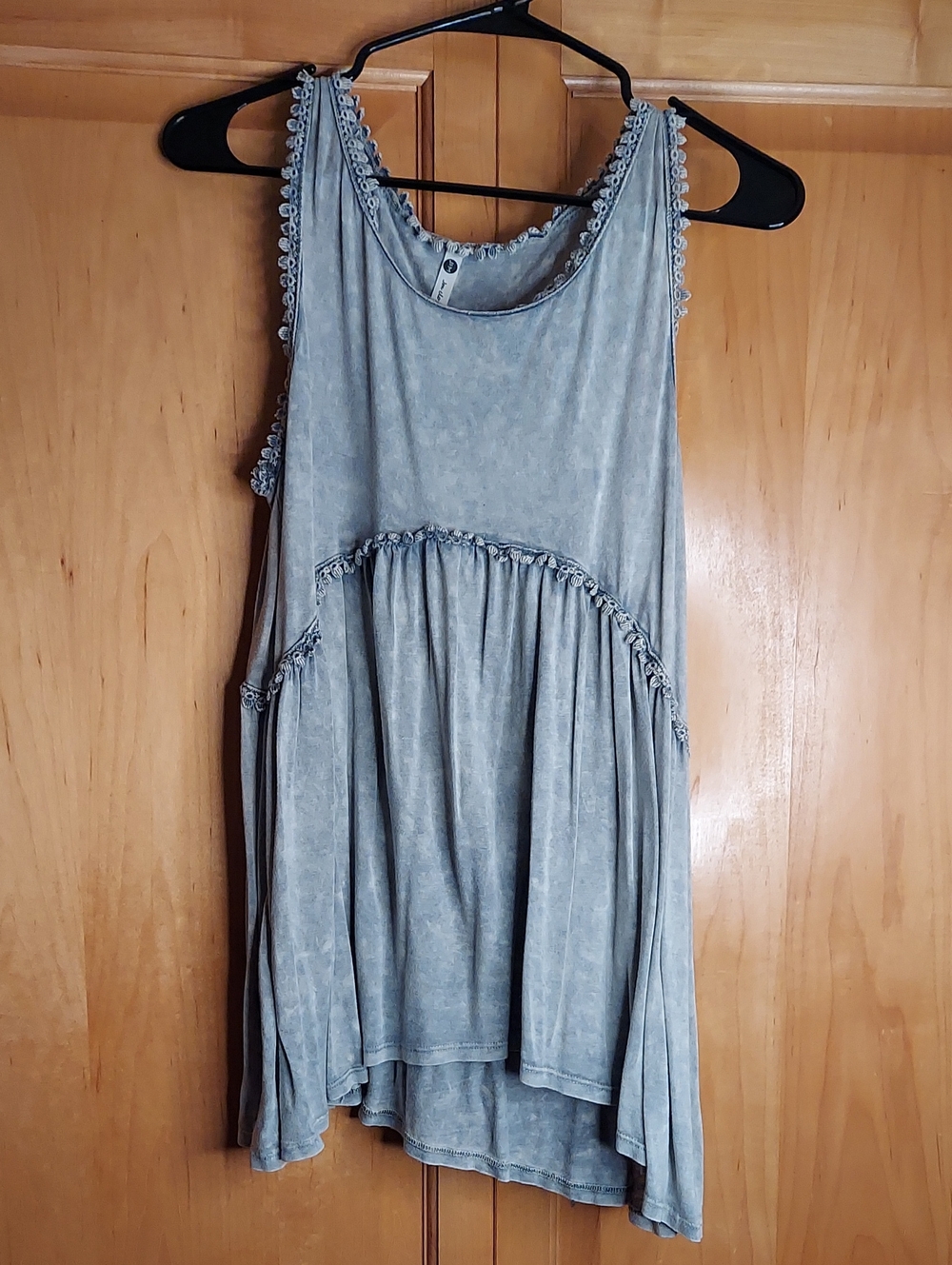 J&M Size Small Grey Distressed Tank Top